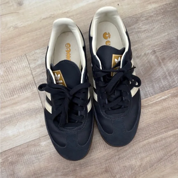 Adidas Navy Samba - Picture 2 of 6